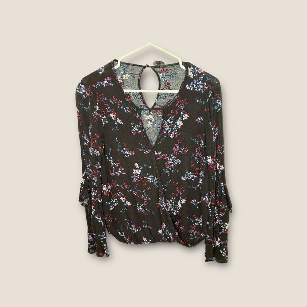 Banjara‎ Cascade Sleeve Surplice Blouse Medium
